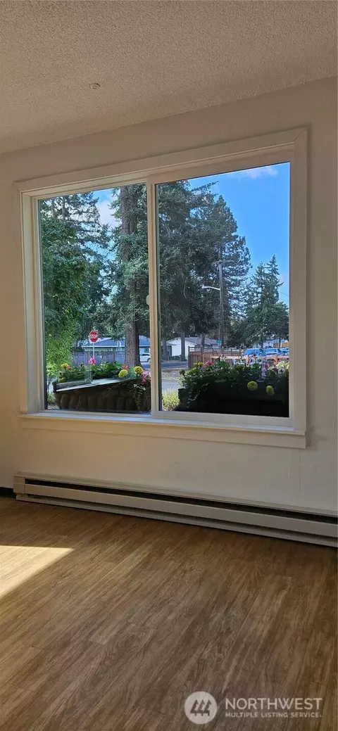 Living - 16719 17th Ave E, Spanaway, WA 98387 photo 1 of 1