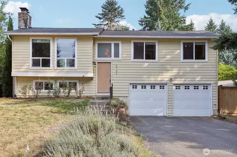 9726 NE 128th St, Kirkland, WA 98034
