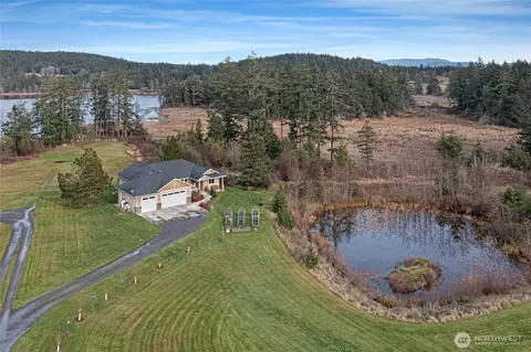 437 Woodpecker Ln, Friday Harbor, WA 98250