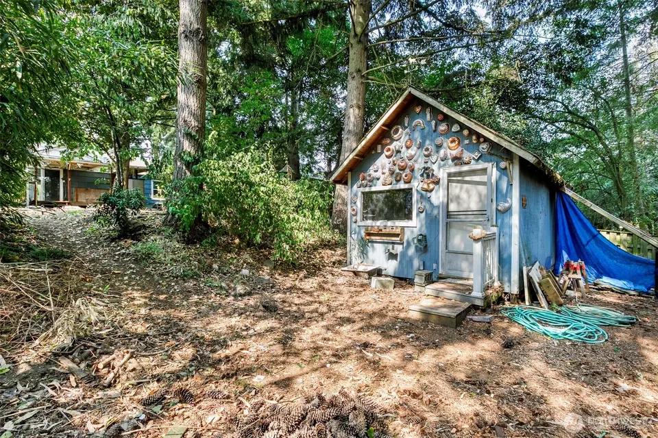 Exterior - 12428 12th Ave S, Burien, WA 98168 photo 4 of 6