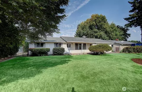 11112 NW 3rd Ave, Vancouver, WA 98685