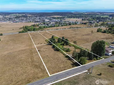463 Miller Rd, Sequim, WA 98382