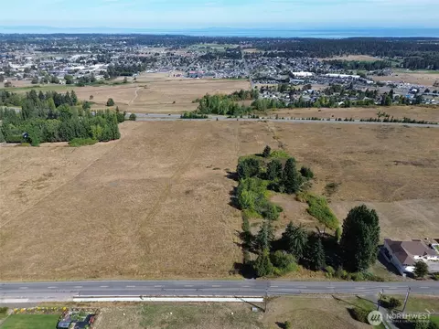 463 Miller Rd, Sequim, WA 98382 photo 2