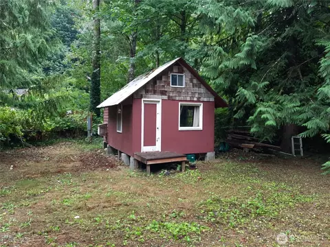 13816 White Falls Ln, Concrete, WA 98237