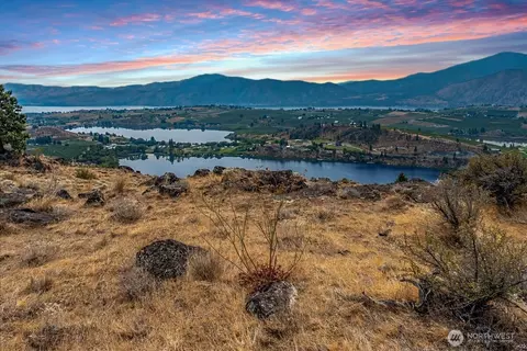 431 Glory View Ln, Manson, WA 98831