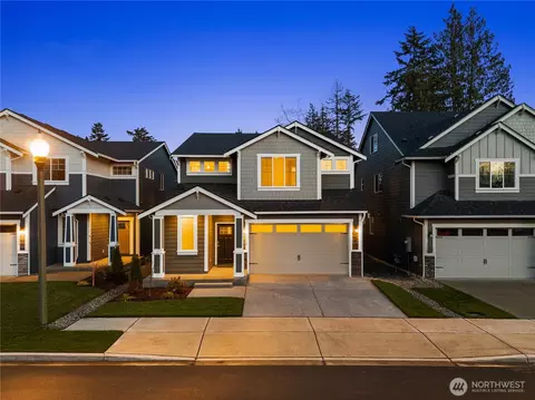 1136 68th Loop SE #2, Tumwater, WA 98501