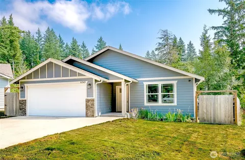 6143 Shamrock Rd, Maple Falls, WA 98266