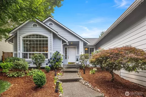 Exterior - 3004 199th Pl SE, Bothell, WA 98012 photo 10 of 11