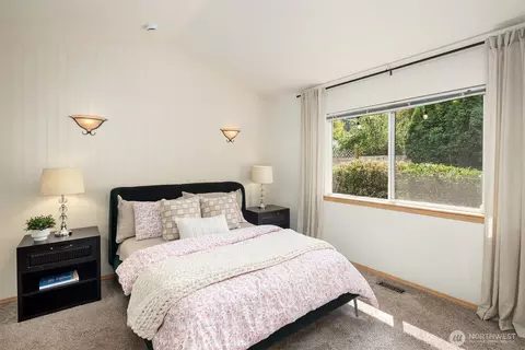 Bedroom - 3004 199th Pl SE, Bothell, WA 98012 photo 1 of 2