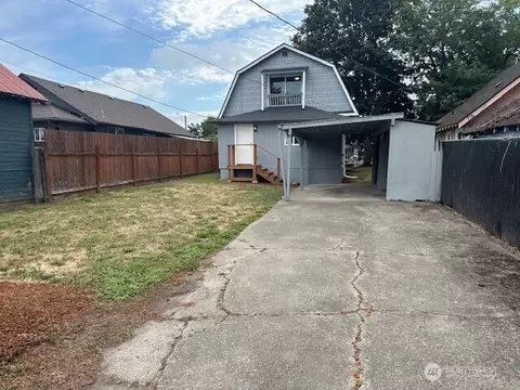 Exterior - 317 17th Ave, Longview, WA 98632 photo 4 of 6
