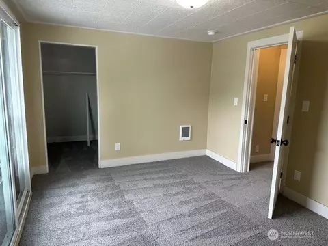 Bedroom - 317 17th Ave, Longview, WA 98632 photo 1 of 5