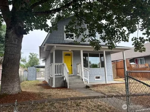 Exterior - 317 17th Ave, Longview, WA 98632 photo 2 of 6