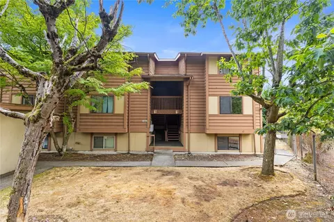 4802 S 187th Pl #A106, Seatac, WA 98188