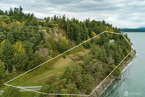 4486 Villarreal Ln, Oak Harbor, WA 98277
