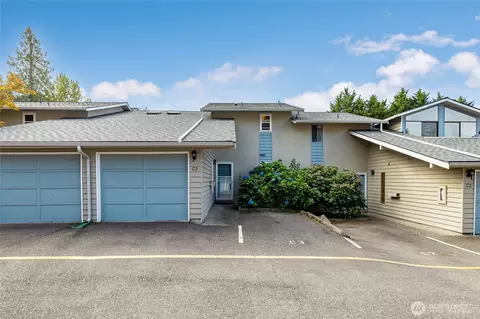 19215 40th Ave W #C-3, Lynnwood, WA 98036