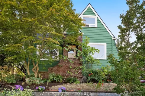 5803 Latona Ave NE, Seattle, WA 98105