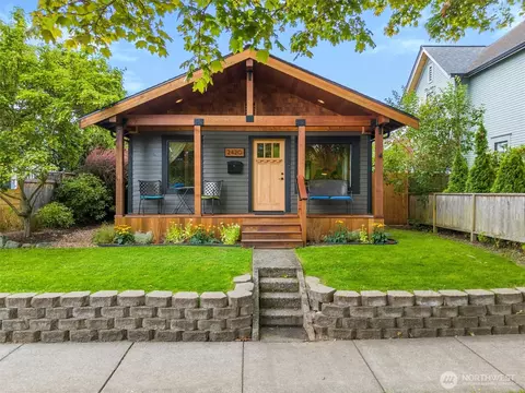 2420 Jaeger St, Bellingham, WA 98225