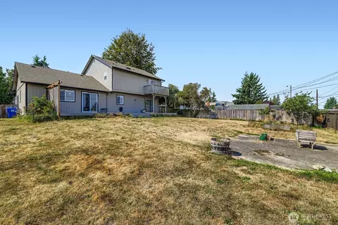 Exterior - 3921 High St, Everett, WA 98201 photo 4 of 6