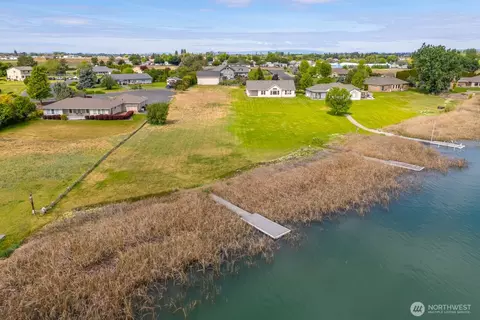 8303 32 Rd NE, Moses Lake, WA 98837