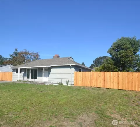 6405 Avondale Rd SW, Lakewood, WA 98499
