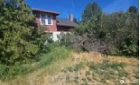 1701 Reservoir Loop, Selah, WA 98942