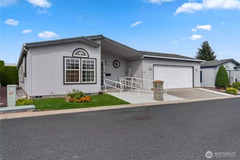 1814 Heritage Dr, Wenatchee, WA 98801
