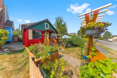 2018 Rockefeller Ave, Everett, WA 98201