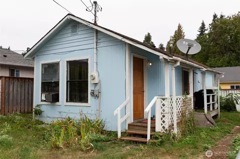 722 W 718 W Franklin St, Shelton, WA 98584