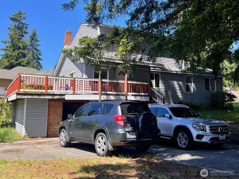 20916 Cypress Way, Lynnwood, WA 98036