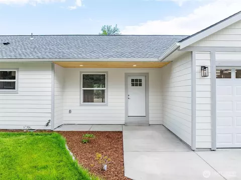 905 Byham Rd, Winlock, WA 98596 photo 2