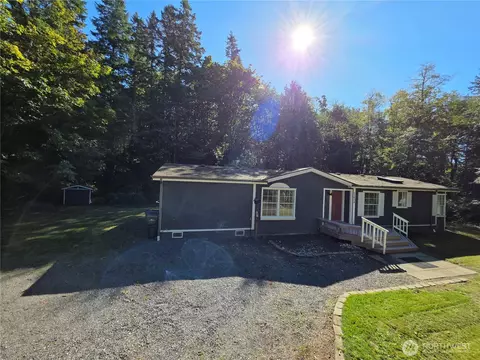 12618 Marine Dr, Marysville, WA 98271