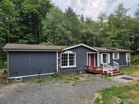 12618 Marine Dr, Marysville, WA 98271