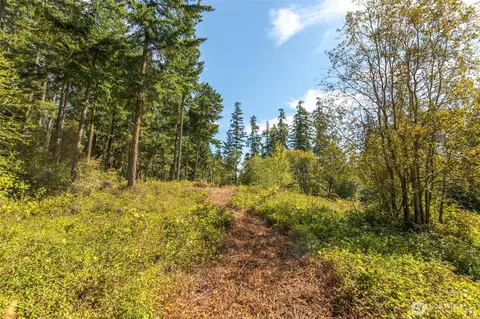 9999 Discovery Rd, Port Townsend, WA 98368