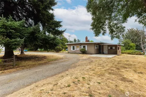 302 S Hartford Ave, Bremerton, WA 98312