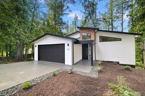 325 Sudden Valley Dr, Bellingham, WA 98229