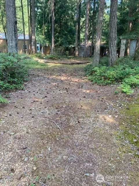 200 N Union Dr, Hoodsport, WA 98548