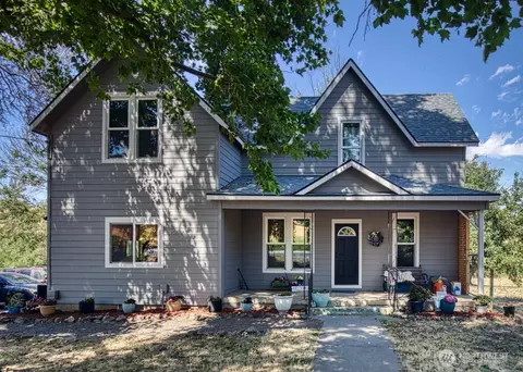 10009 E Hwy 12, Dixie, WA 99329