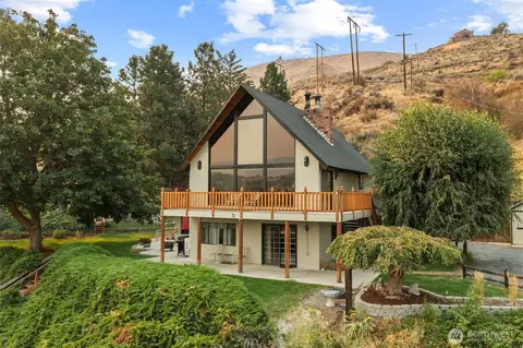 1287 Malaga Alcoa Hwy, Wenatchee, WA 98801