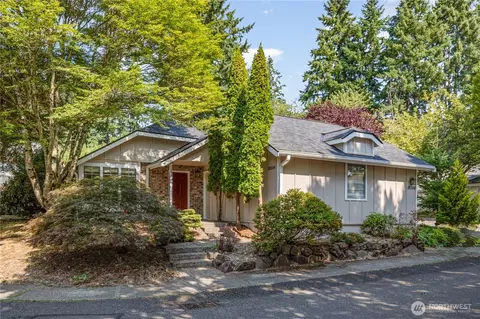 18304 NE 92nd Ct, Redmond, WA 98052