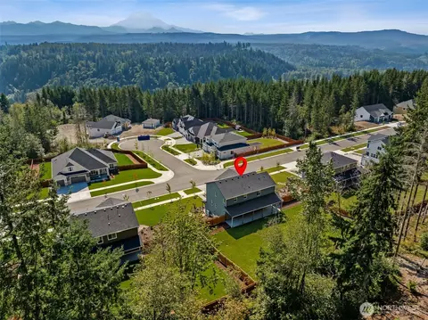 15402 210th Ave E #318, Bonney Lake, WA 98391