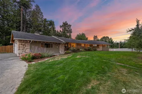 1519 Meadowlark Ln, Mount Vernon, WA 98273
