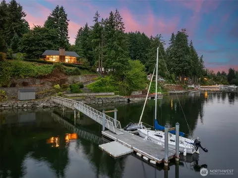 2119 50th Ave NW, Gig Harbor, WA 98335