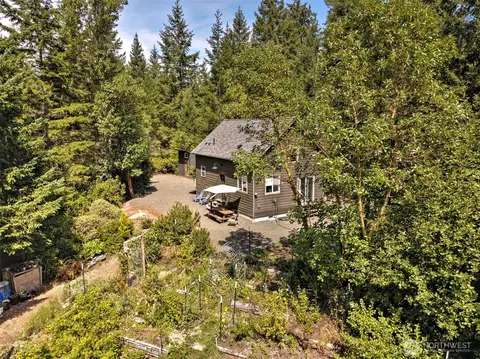 4181 E Mason Lake Dr W, Grapeview, WA 98546