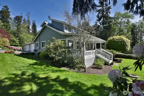 1868 Foliage St, Freeland, WA 98249