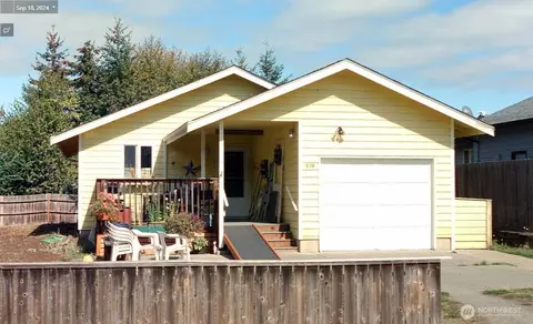1839 13th, Port Angeles, WA 98362
