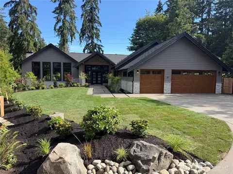 33 Forest Glen Ln SW, Lakewood, WA 98498