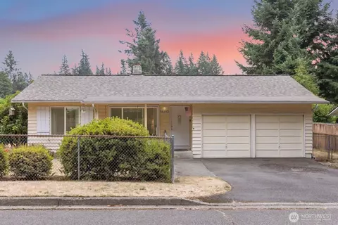 14413 SE 139th Pl, Renton, WA 98059