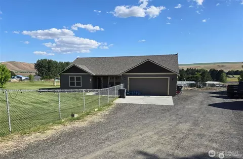 64609 Solar NE, Benton City, WA 99320