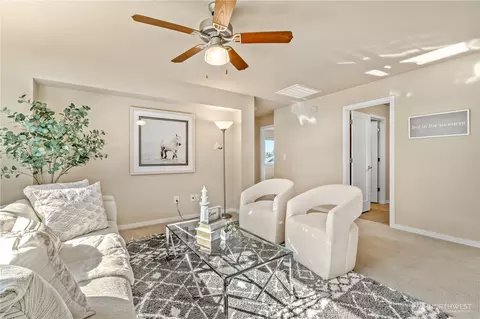 Living - 4112 170th Pl SE, Bothell, WA 98012 photo 5 of 7