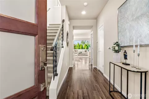 Entry Way - 4112 170th Pl SE, Bothell, WA 98012 photo 1 of 3